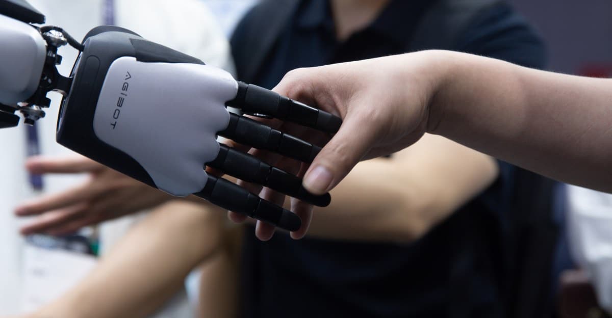 Apple’s AI study can’t say whether AI will take your Apple’s AI study can’t say whether AI will take your job