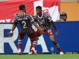 Hercules celebrates scoring for Fluminense