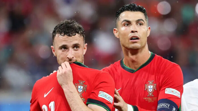 Liverpool and Ronaldo lead tributes to Jota