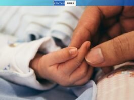 Record-breaking baby born from oldest known embryo